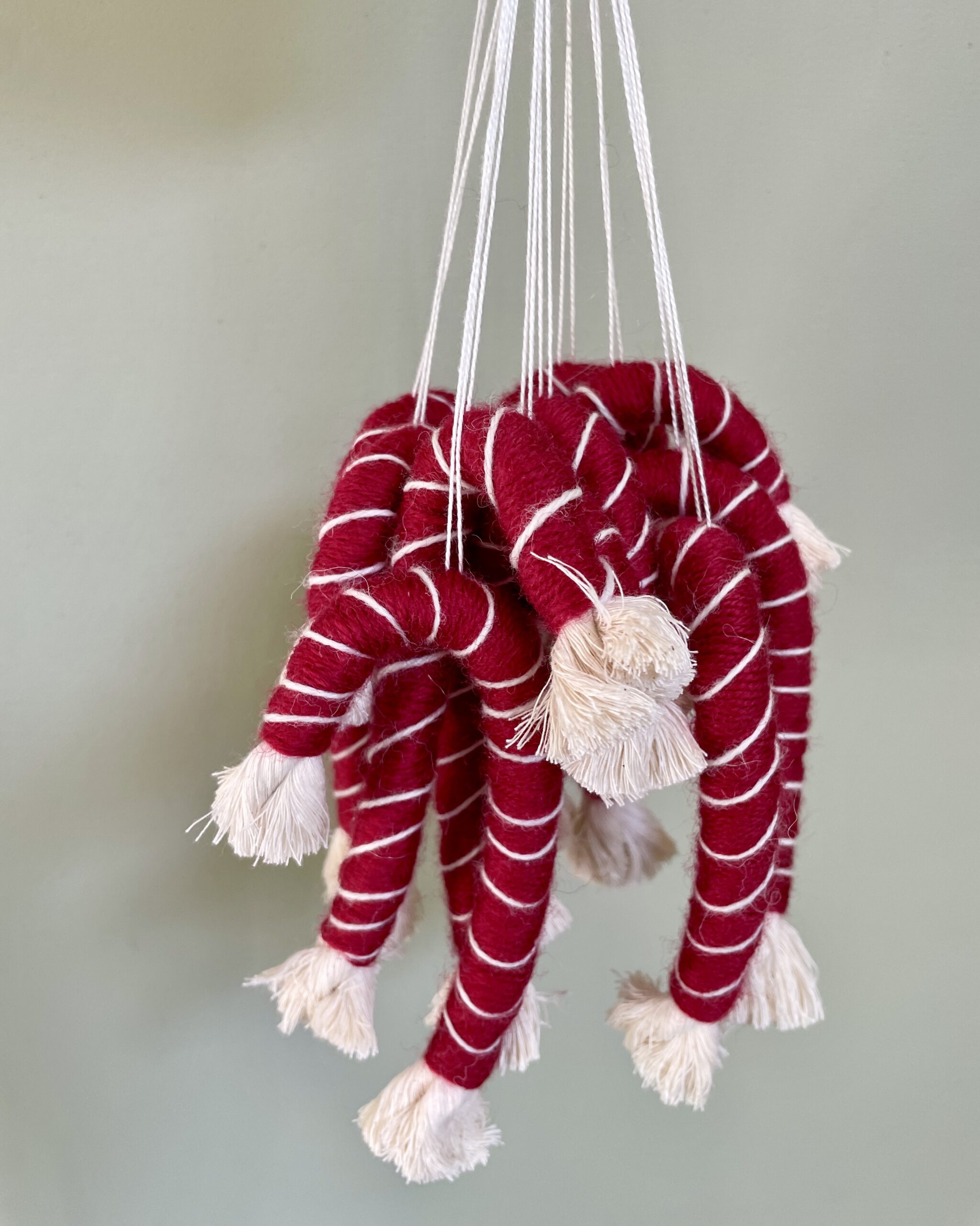 Julestokke i Mørk rød med hvid stribe – sæt med 2 stk.